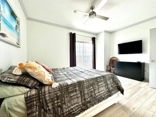 Building Photo - 195 14th St NE