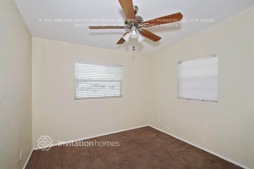 Building Photo - 717 Baywood Dr