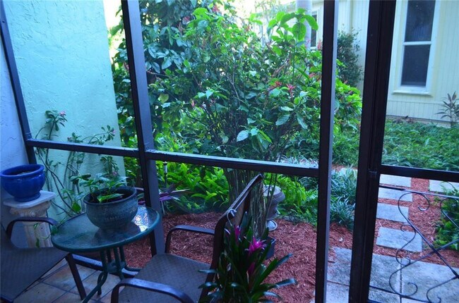 Building Photo - 5300 NE 24th Terrace