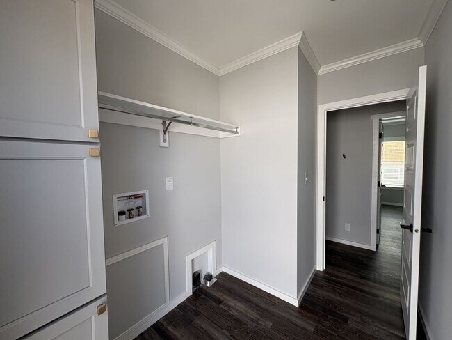 Building Photo - 1005 Morgan Jones Dr