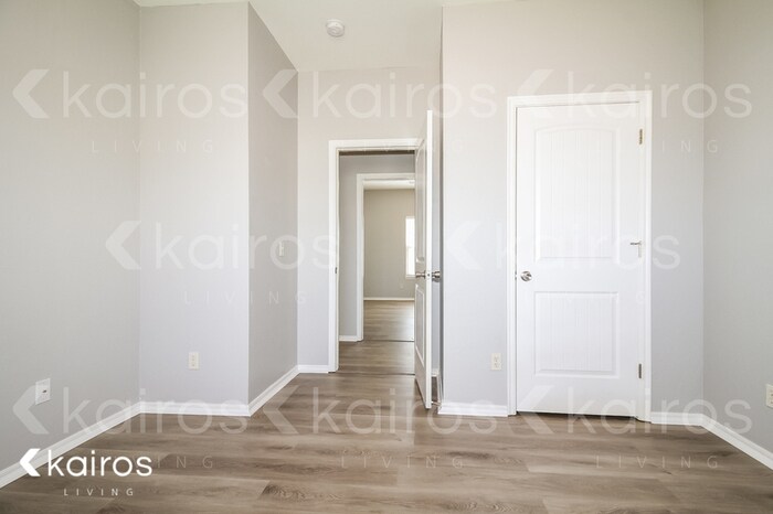 Building Photo - 4209 Notting Hill Dr