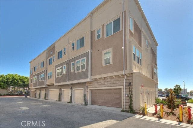 Building Photo - 149 N 1st Ave