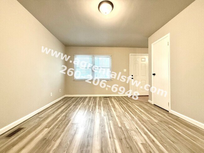 Building Photo - 3405 Dalevue Dr