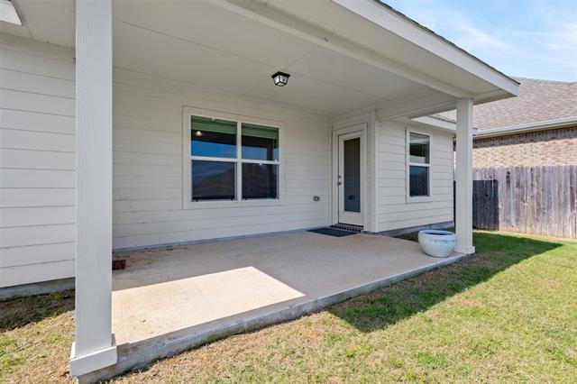 Building Photo - 6112 Fall Creek Ln