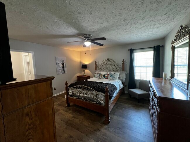 Building Photo - 3714 Cozy Ct