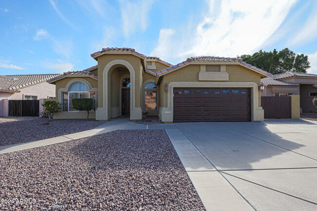 Building Photo - 5239 W Tonopah Dr