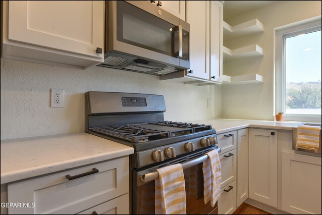 Building Photo - 3609 Okeefe Dr