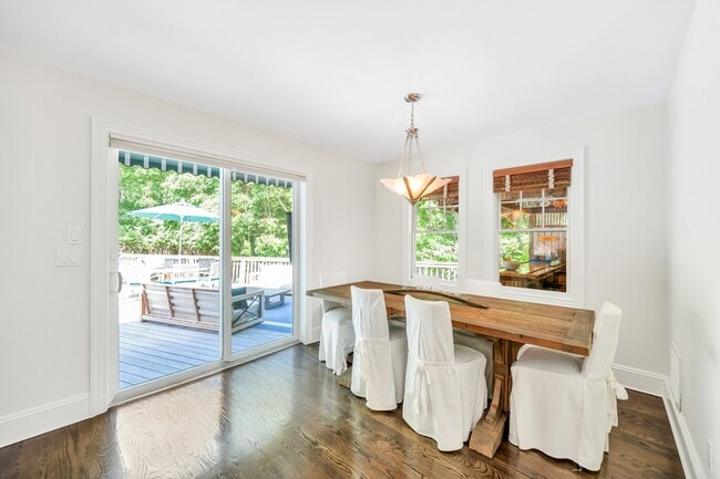 Building Photo - 25 Broidy Ln