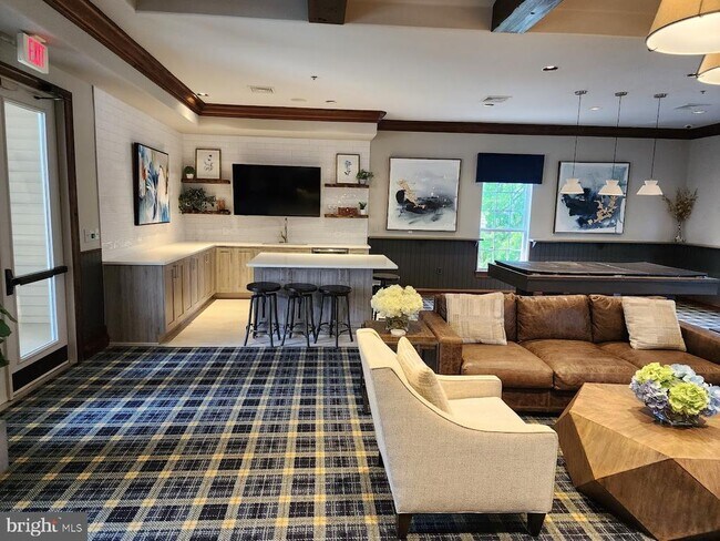 Building Photo - 12956 Centre Park Cir