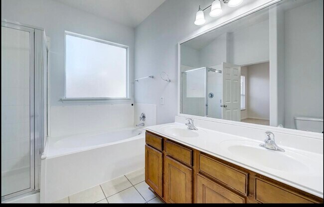 Building Photo - 6422 Richland Hills Dr