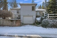 Building Photo - 1503 S SE Blvd