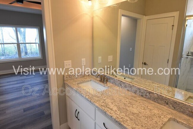 Building Photo - 15264 W 171st Ter