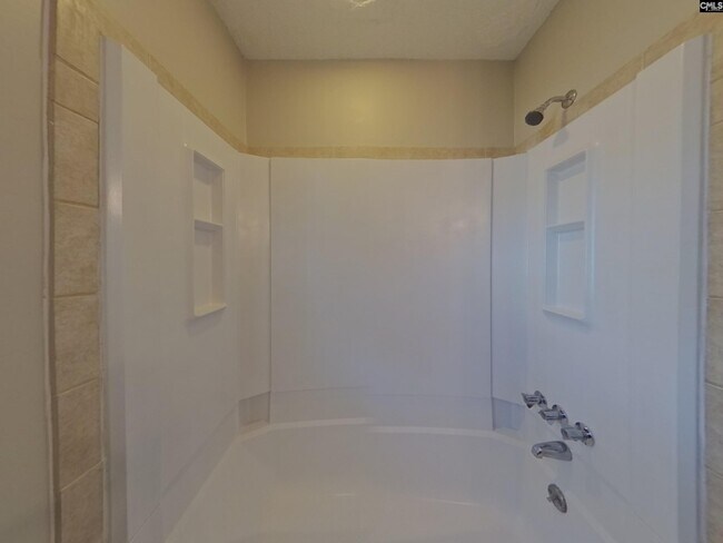 Building Photo - 308 Kenton Dr