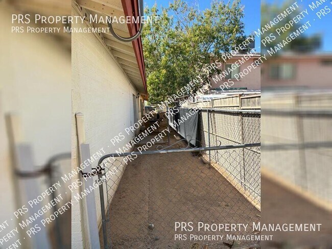 Building Photo - 10641 N 15th Ave