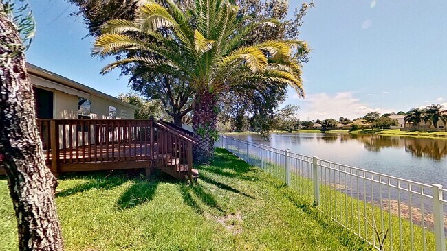 Building Photo - 12275 Deersong Dr