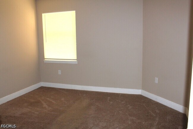 Building Photo - 12550 Equestrian Cir