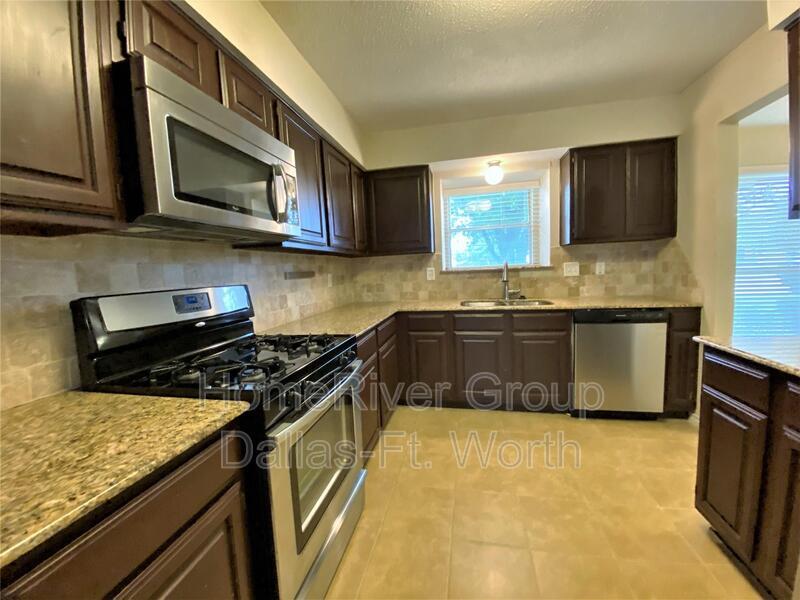 Building Photo - 3221 Brunchberry Ln
