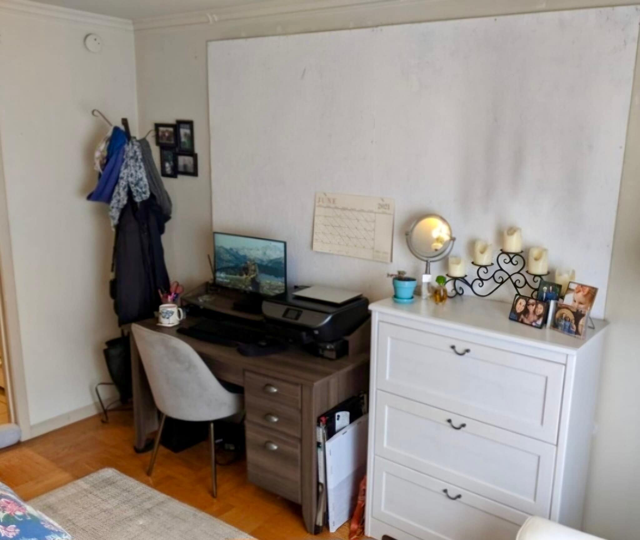 Building Photo - 723 8th Ave