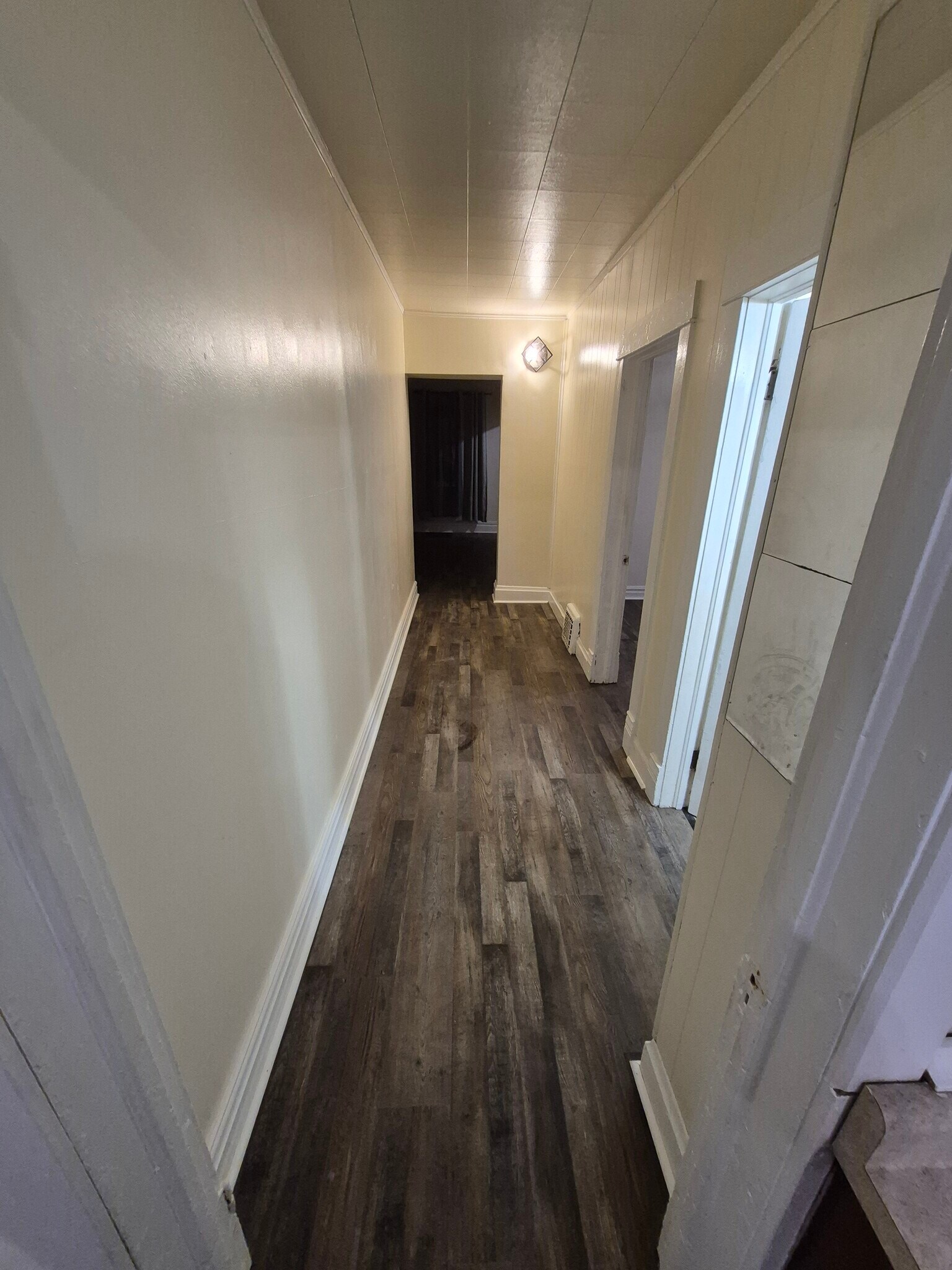 hall to living rm - 4049 6th Ave