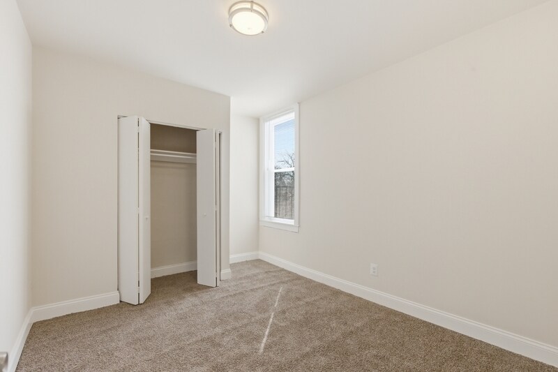 Building Photo - 910 N Arlington Ave