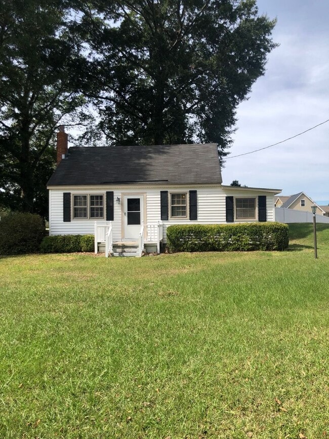 Primary Photo - 2310 Red Oak Rd