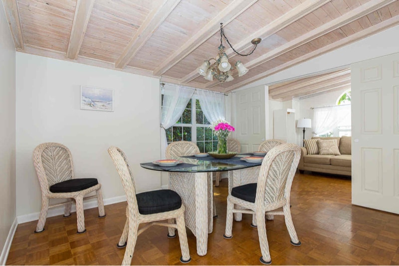 Building Photo - 9480 Frangipani Dr