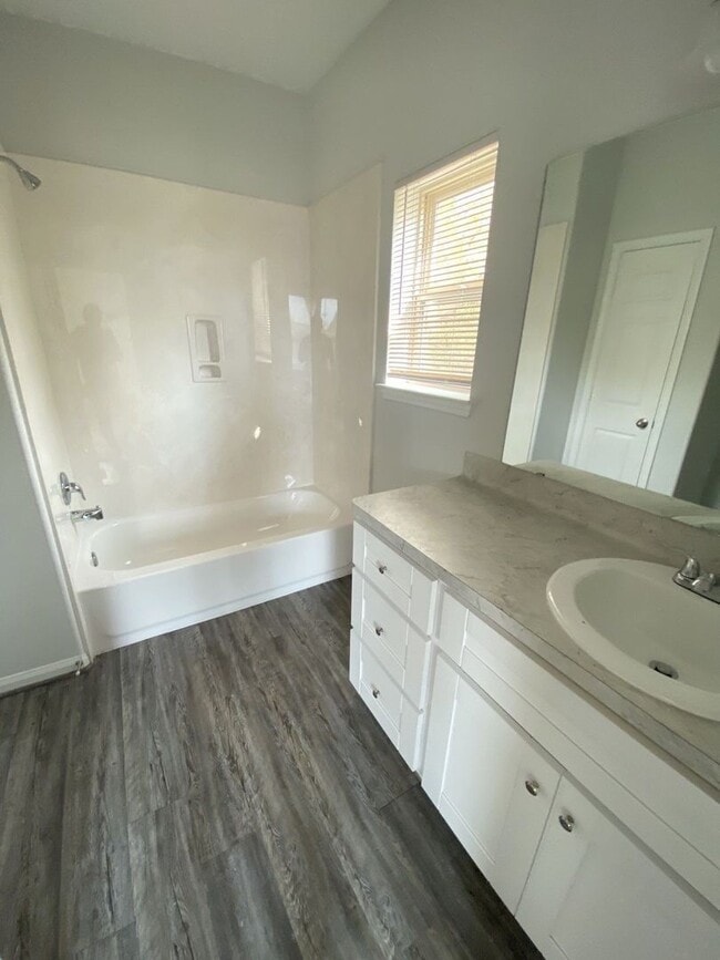 Building Photo - 4209 Mallow St