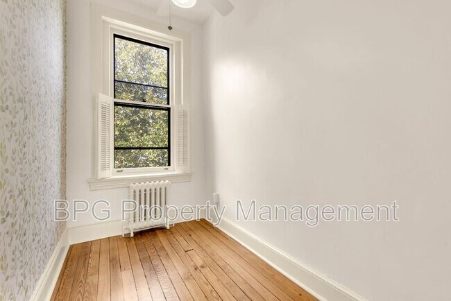 Building Photo - 1302 S St NW