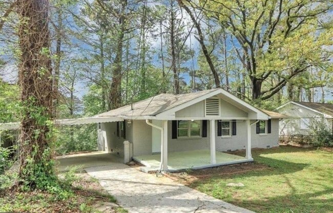 Building Photo - 3711 Daisy Dr