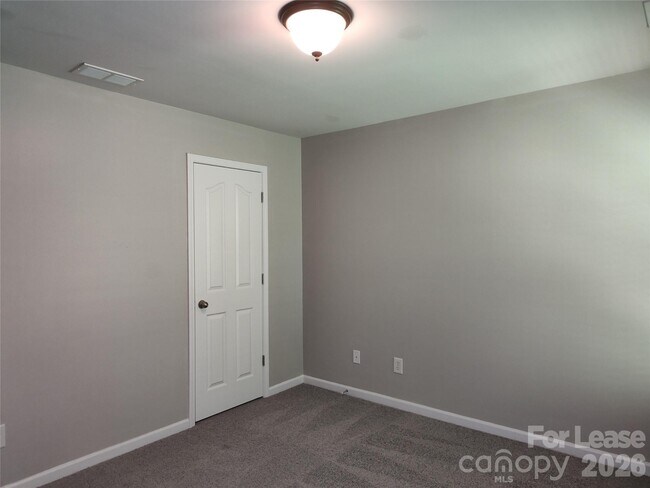 Building Photo - 8952 Kirkley View Ct
