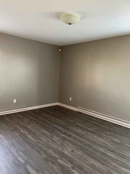 Building Photo - 28470 Lambs Meadow Rd