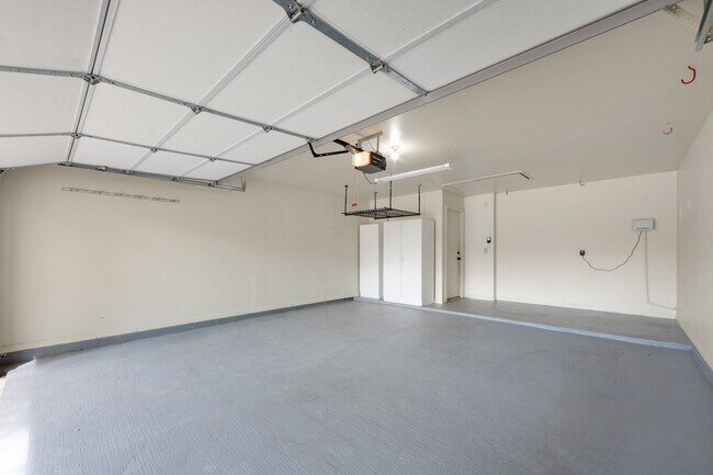 Building Photo - 8910 Driftstone Dr