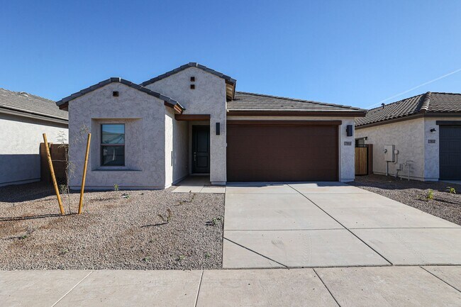 Building Photo - 4 Bedroom in Ambra Gated Community