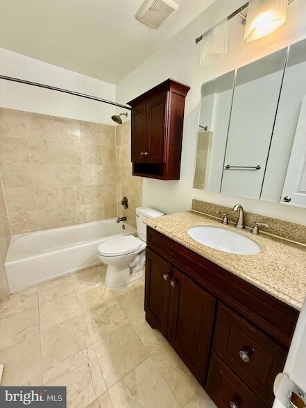 Building Photo - 3159 Spring House Ln
