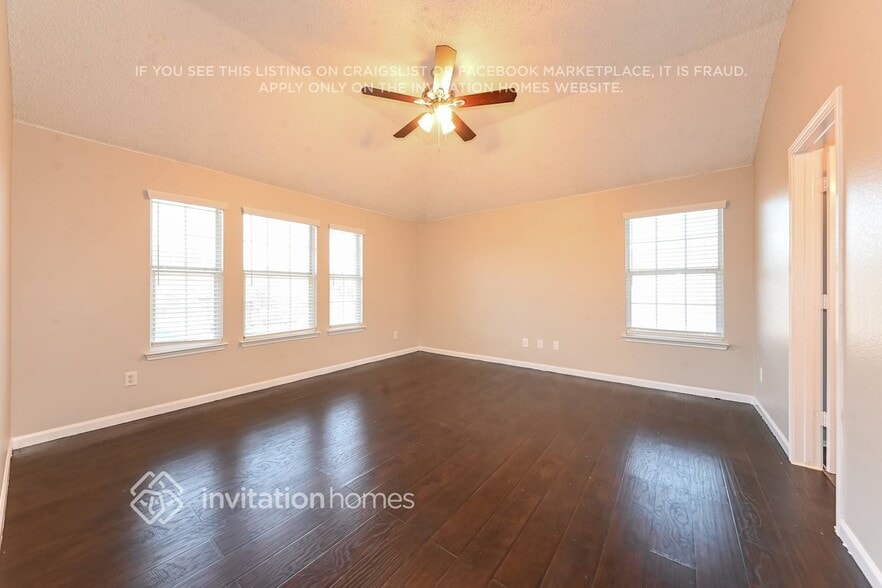Building Photo - 4906 Autumn Hill