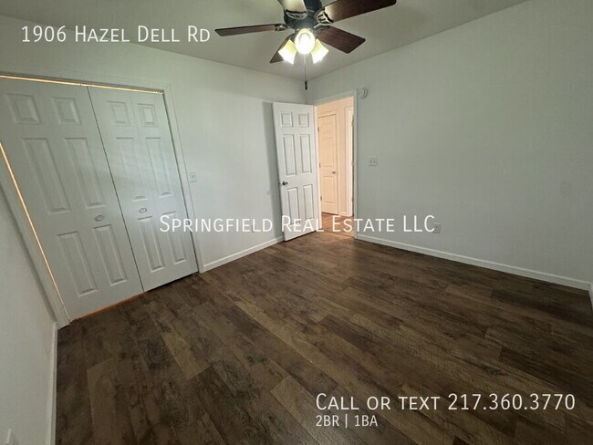 Building Photo - 1906 E Hazel Dell Rd