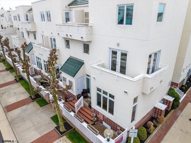 Building Photo - 7701 Atlantic Ave