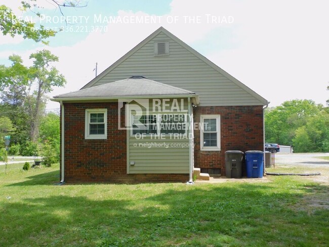 Building Photo - 4912 Old Rural Hall Rd