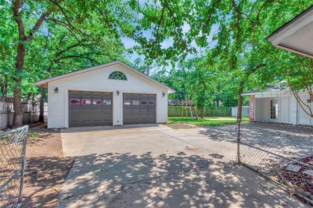 Building Photo - 3414 Hampshire Dr