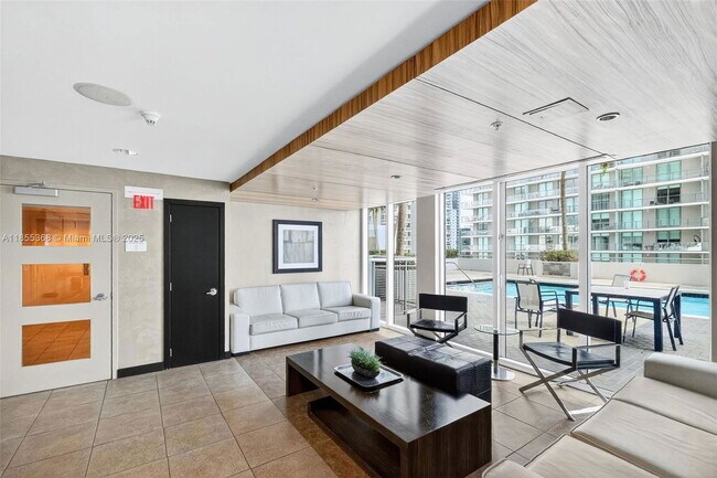 Building Photo - 60 SW 13th St