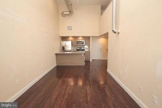 Building Photo - 1218 S 8th St