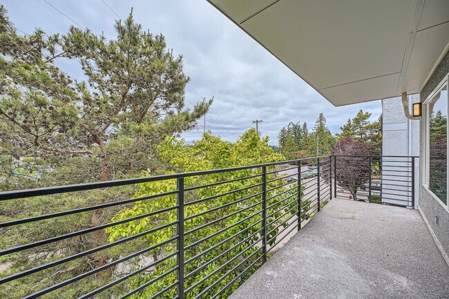 Building Photo - Newly Remodeled 2bed/1bath Apartment in White Center!