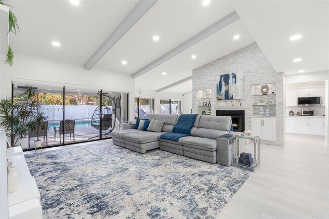 Building Photo - 501 NW 78th Way