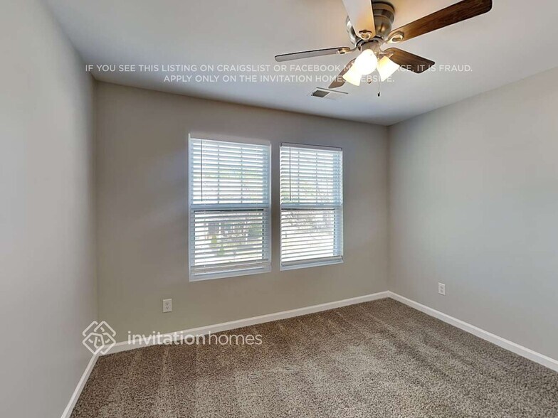 Building Photo - 516 Landis Oak Way