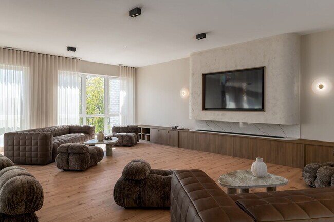 Building Photo - 8000 O Connor Dr