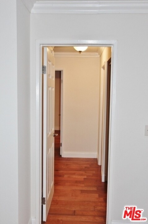 Building Photo - 7765 W 91st St