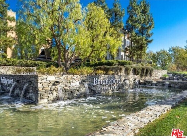 Building Photo - 23810 Bayview Ct