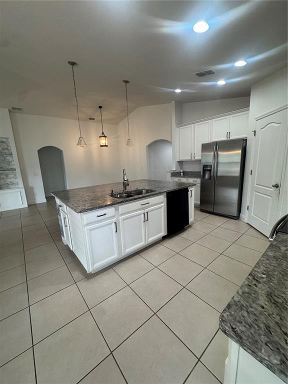 Building Photo - 1215 Garrett Gilliam Dr