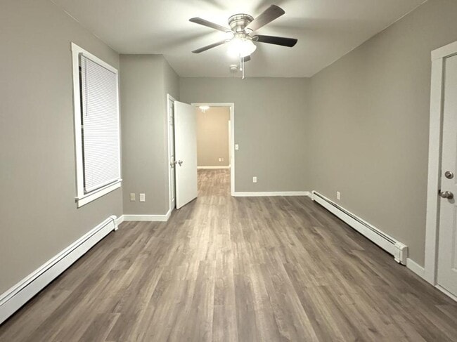 Building Photo - 38 Nichols St