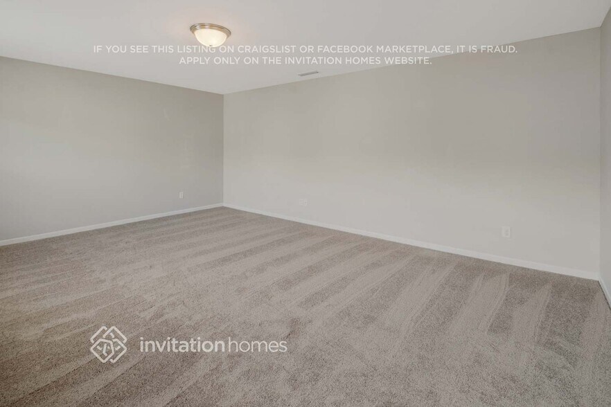 Building Photo - 10225 Snowbell Ct